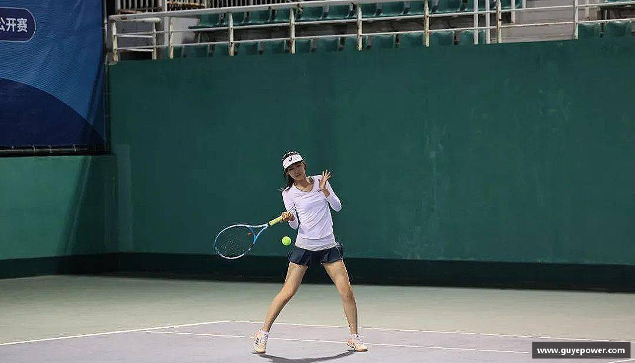 坚持拼搏，收获梦想。